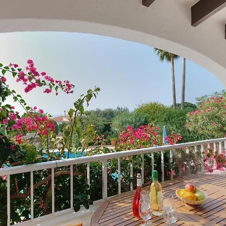 Binibequer Vell Sleeps 6 Pool Air Con Wifi Villa *
